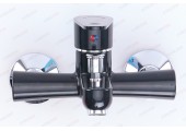 Смеситель для ванны VEGA-009 короткий черный без шланга и лейки Plamix